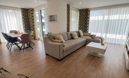 17 Hanover Court, 8 Hanover Quay, Dublin 2, Grand Canal Dk, Dublin 2, D02 EY79 - Photo 5