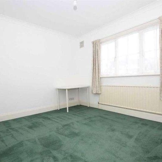 Messaline Avenue, Acton, London, W3 - Photo 1