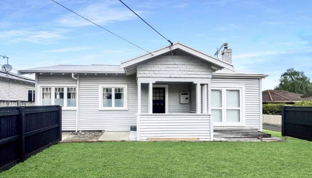 CAMBRIDGE - 4 BEDROOMS - Photo 1