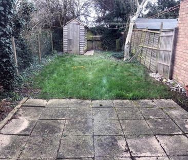 2 bedroom terraced house to rent - Photo 3