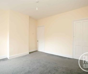 Kimberley Road, Lowestoft, NR33 - Photo 6