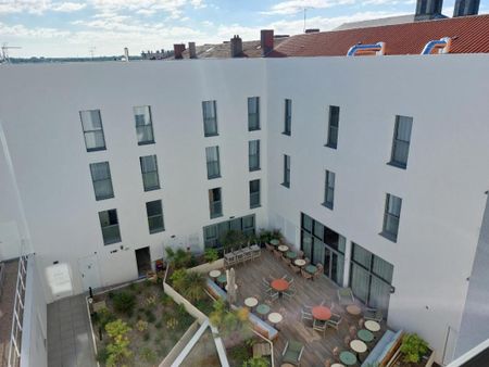 Appartement T1 à louer La Roche Sur Yon - 21 m² - Photo 5