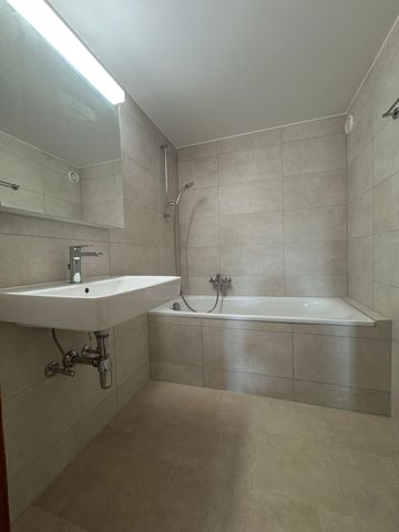 Charmant appartement de 4 pièces avec cachet au rez-de-jardin - Foto 3