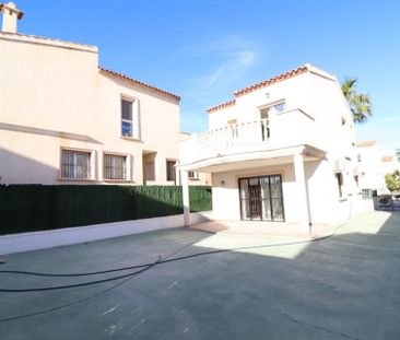 Chalet 3 dormitorios en El Raso - Photo 5