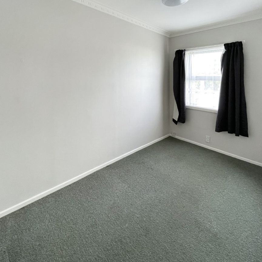 Convenient Terrace Living - Photo 1