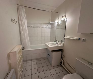 Location Appartement 2 pièces 33m² - Photo 2