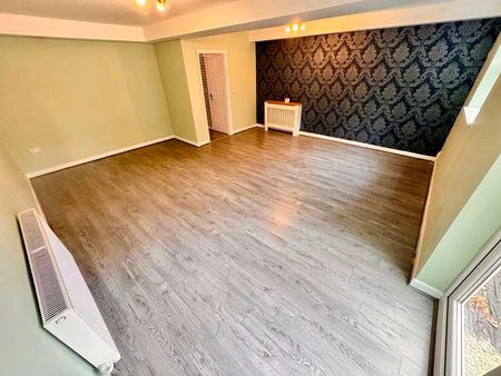 Poplar Street, Golborne Warrington, WA3 - Photo 2