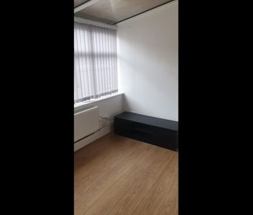 1 Bed Flat, Erdington, B24 - Photo 4