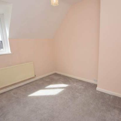 2 bedroom property to rent in Wirral - Photo 1