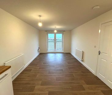 2 bedroom flat to rent - Photo 6