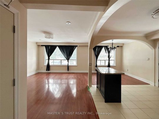 For Lease - 308 Skopit Road, Richmond Hill, Ontario - Photo 1