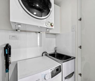 55 Railway Terrace, Milton, Qld 4064 - Photo 2