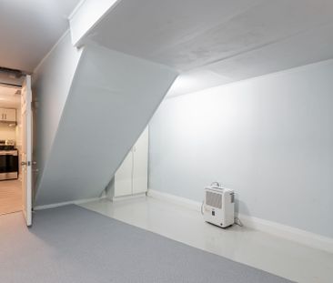 For Lease - (Lower) 1040 Victoria Park Avenue, Toronto, Ontario - Photo 2