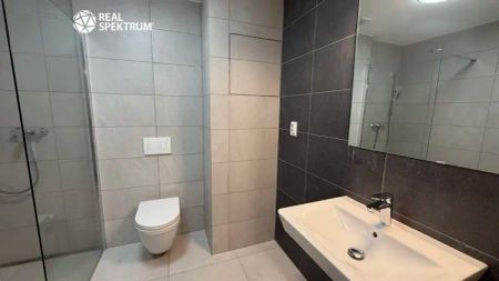 Pronájem bytu 1+kk, 27 m - Photo 2