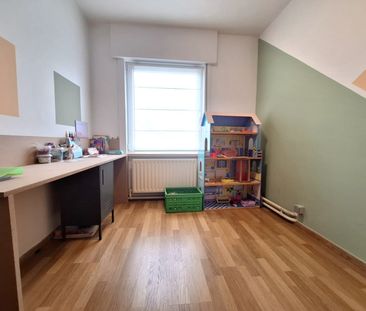 Halfopen woning met 4 slpk, tuin en garage - Photo 5