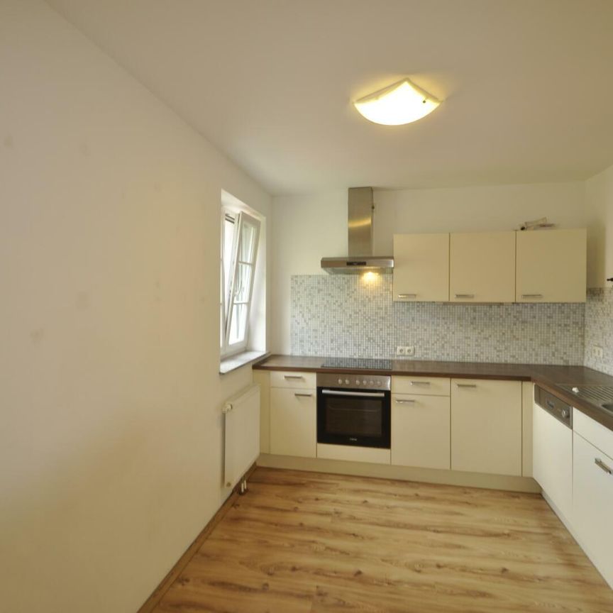 Gepflegte schöne 3 Zimmer-Wohnung in Pressbaum – Pfalzau mit Pergola - Photo 1