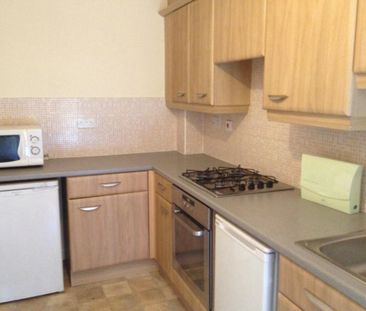 3 bedroom house to rent - Photo 3