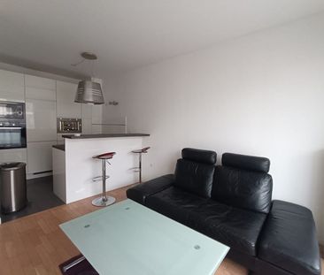 Location Appartement 2 pièces 1m² - Photo 4