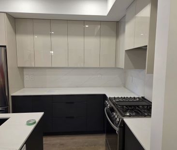 15353 17 Avenue #306, White Rock, BC V4A1T8 - Photo 2