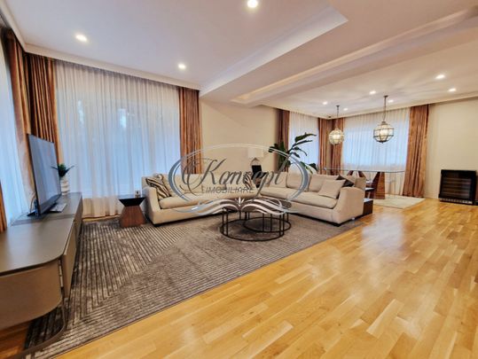 Casa exclusivista cu sauna si jacuzzi in Andrei Muresanu - Fotografie 1
