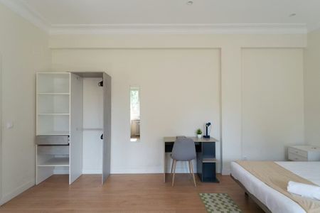 Calle del Conde Duque, Madrid, Community of Madrid 28015 - Photo 4