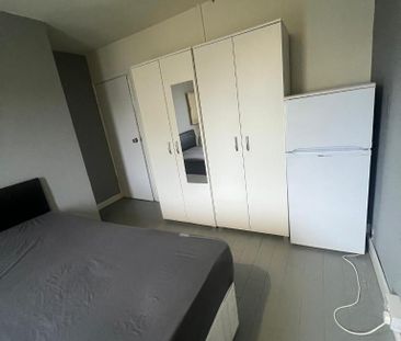 House share to rent - Photo 4