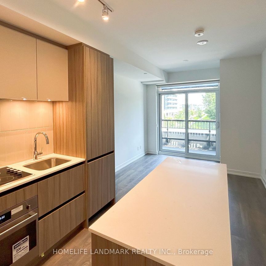 For Lease - 8 Beverley Glen Boulevard Unit# D-325, Vaughan, Ontario - Photo 1