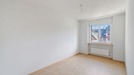 4.5 Zimmer, 97 m², 2. Stock - Photo 2