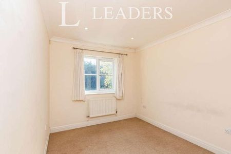 Goldsworth Road, GU21 - Photo 4