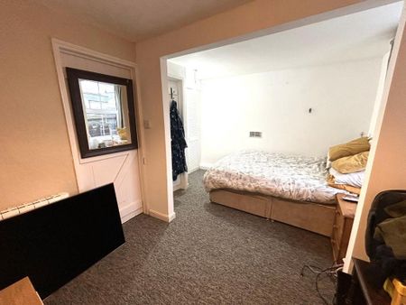 1 bedroom end of terrace house to rent - Photo 2