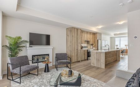 For Lease - 1357 Shevchenko Boulevard, Oakville, Ontario - Photo 2