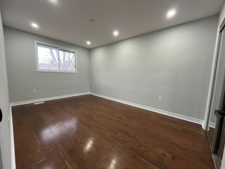 For Lease - 7043 Bonnie Street Unit# UPPERS - Exclude Basement, Niagara Falls, Ontario - Photo 3