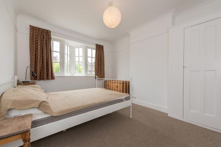 4 bedroom terraced house to rent - Photo 4