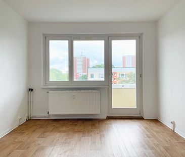 3-Zimmer-Wohnung mit Balkon in Rostock-Lütten Klein - Photo 1