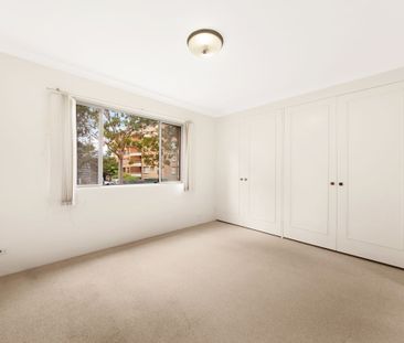 Ideal location in the heart of Chatswood - Photo 6