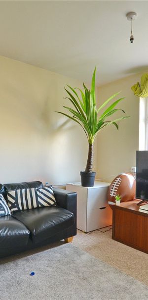 Station Road, Filton - Photo 1