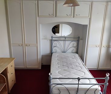 4 bedroom House - SPRING GLEN, Student Accomodation - Photo 1