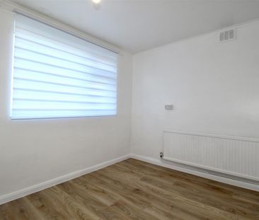 1 Bedroom Maisonette - Garden To Let - Photo 6