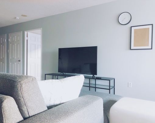 Master Room & Ensuite Bathroom - Mill St. - Photo 1