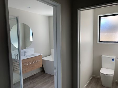 Three Bedroom Home - Photo 4