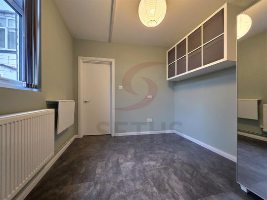 Fosse Road South, LE3, Leicester - Photo 1