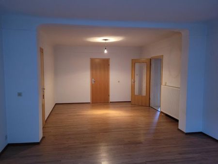 Schöne Wohnung im Herzen von Kelmis - Foto 2