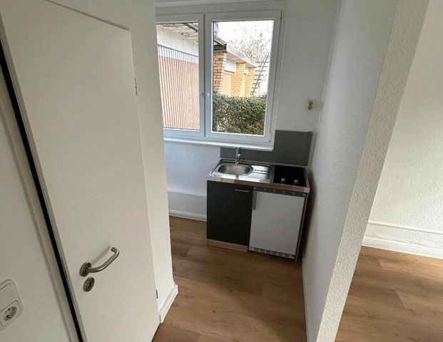 Frisch sanierte 1 Zimmer Wohnung - Foto 1