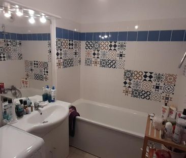 Location Appartement 2 pièces 54m² BETHUNE 62400 - Photo 5