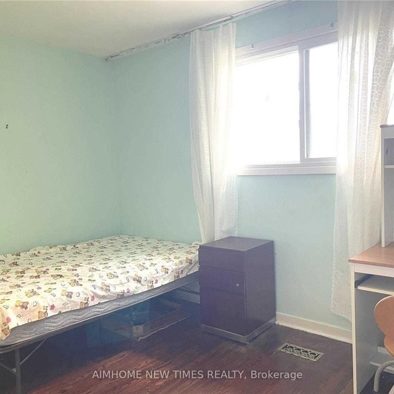 For Lease - 7 Leavey Court Unit# Upper, Toronto, Ontario - Photo 1