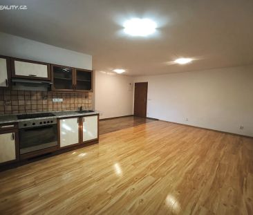 Pronájem bytu 1+kk 38 m² - Photo 2