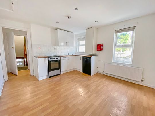 Flat 4, 17 Ely Road, Cardiff CF5 2JF - Photo 1