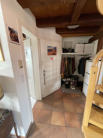 APPARTEMENT 3 PIÈCES MAISONNETTE À ZURICH - KREIS 11 OERLIKON, MEUBLÉ, TEMPORAIRE - Foto 2