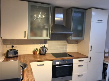 18a Edenmore Crescent, Raheny, Dublin 5, D05X4W2 - Photo 3