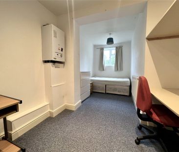 Edgehill Road, Bournemouth, Dorset, BH9 - Photo 3